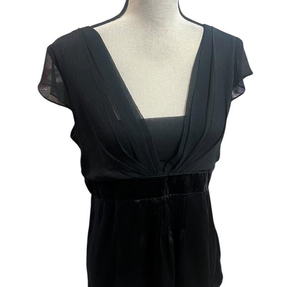 NWOT Mimi Maternity Black Silk Flutter Sleeve Gothic Loose Fit Babydoll Top M - Picture 4 of 7